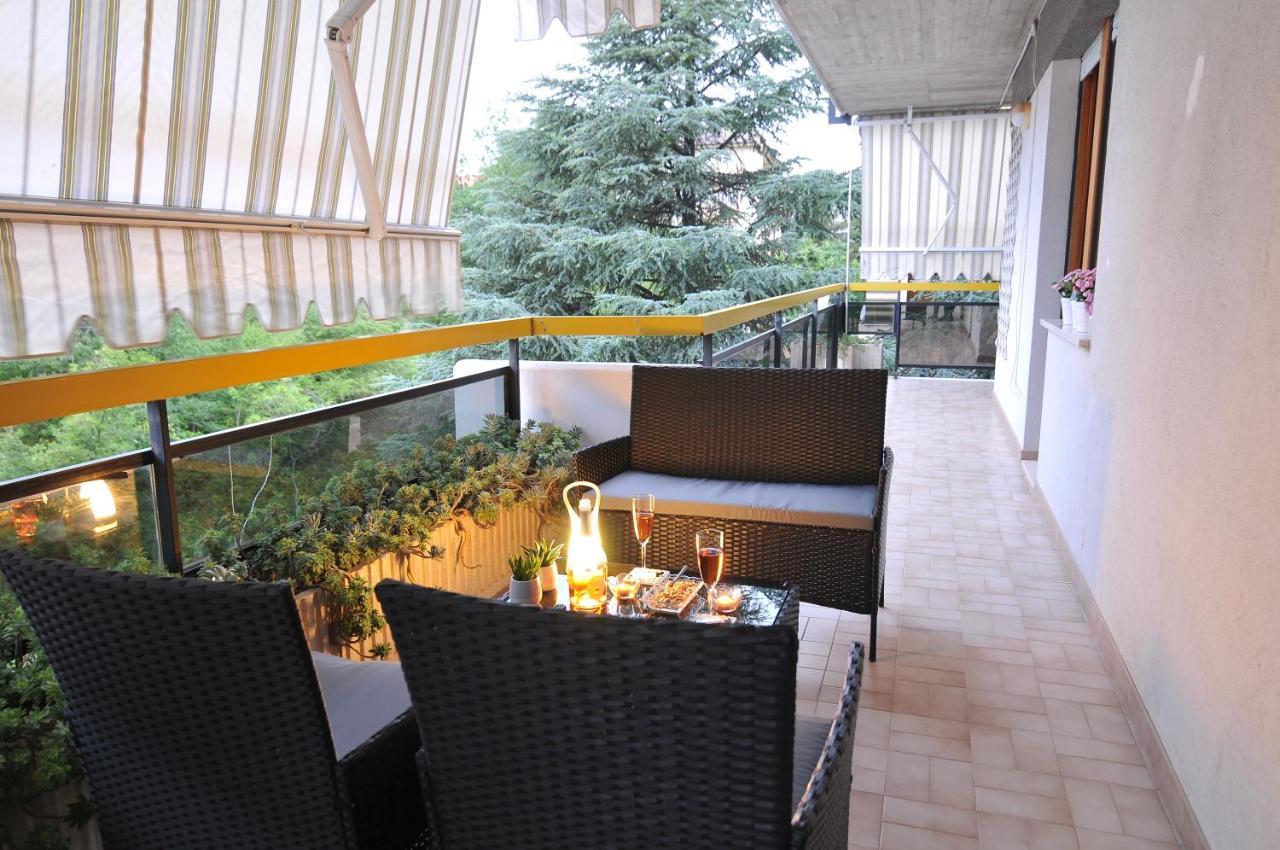 Sole & Querce Apartments- Bike Friendly With Garage لانشانو المظهر الخارجي الصورة